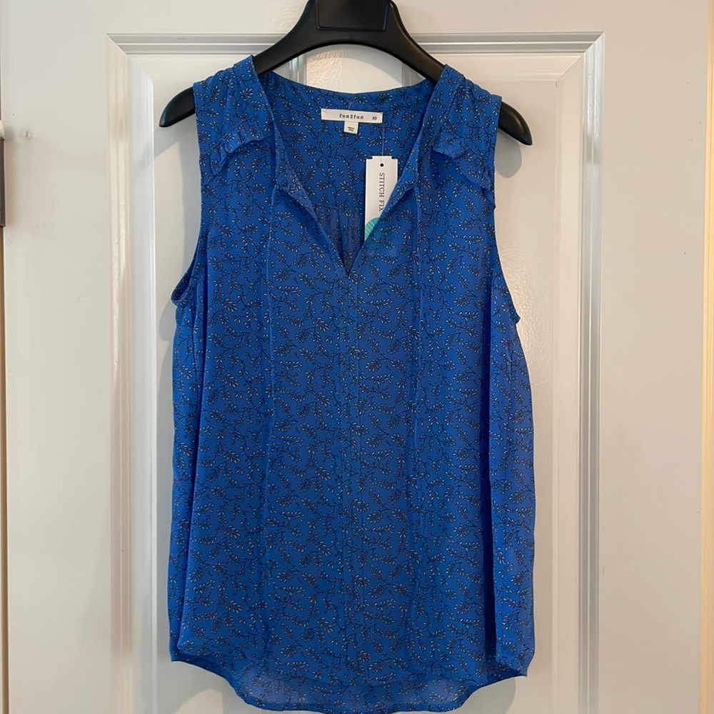 Fun2Fun Ulrica Toe Neck Blouse XS